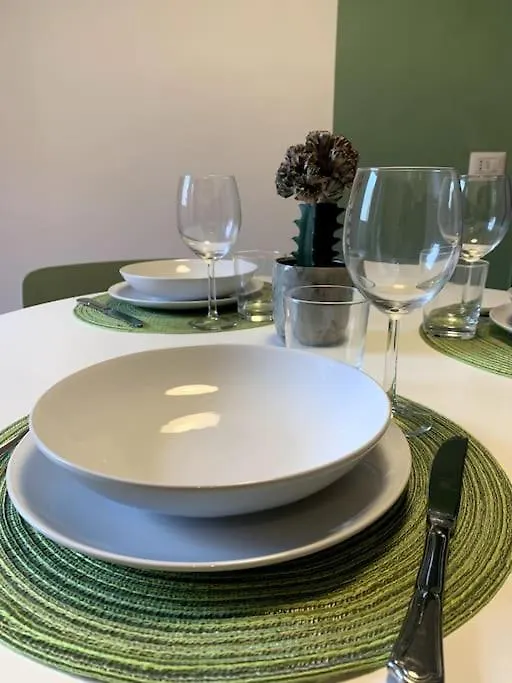 Apartment Green House - 20 Min From Milan Center, Free Wifi And Private Parking