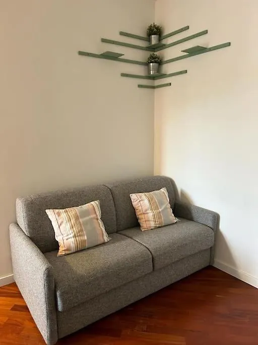 Green House - 20 Min From Milan Center, Free Wifi And Private Parking Italy