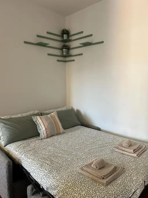 Green House - 20 Min From Milan Center, Free Wifi And Private Parking 0*,