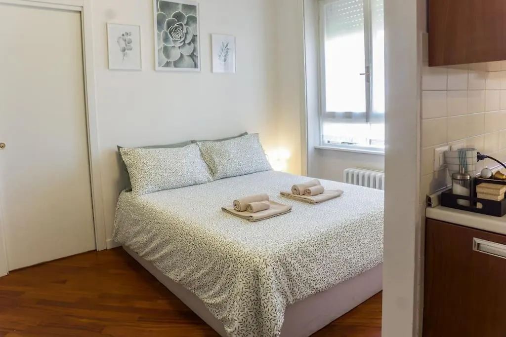 Apartment Green House - 20 Min From Milan Center, Free Wifi And Private Parking