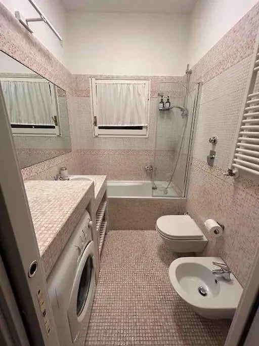 Green House - 20 Min From Milan Center, Free Wifi And Private Parking